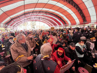 新竹縣生命園區說明會  上千居民抬棺抗議