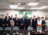 前白宮國安顧問訪民進黨  邱義仁盼軍事經濟更多進展