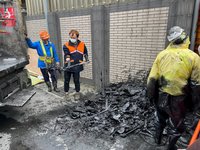 塔寮坑溪惡臭禍首 新北告發17廠商罰144萬