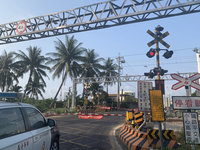 屏南6處平交道訊號異常  柵欄卡近1小時無法升起