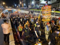 彰化警協調奏效 大甲媽過民生地下道交接轎順利