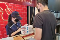 新北飲料店禁用一次用塑膠杯  首日稽查無違規