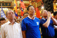 郭台銘屏東造勢  縣議會正副議長出席力挺