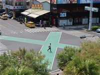 人行空間改善易不到位 交通部訂指導原則及作法