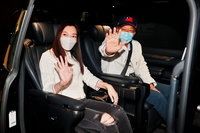 郭台銘日本度假返台  未回應政治議題