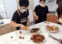 高市南安國小畢業幸福食光 烹飪擺盤帶位學生玩真的