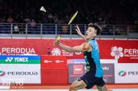 林俊易泰國羽球賽首戰周天成 台灣內戰掀世代交替