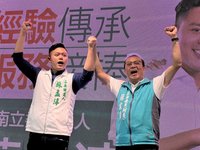排黑條款斷蘇震清連任路 蘇孟淳代父出征選立委