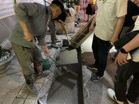 天坑旁人行道見孔洞 竹縣府要求回填修復