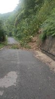 竹60線23公里落石坍方 尖石鄉公所全面搶通