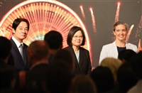 孫曉雅肯定台美共推民主價值 感佩蔡總統領導力