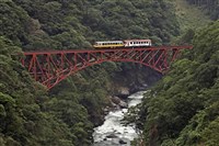 走過日本熊本地震 南阿蘇鐵道時隔7年全線復駛