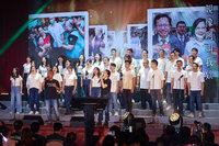 蔡總統授旗讚準備好了 賴清德：扛起下階段執政責任