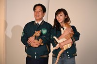 賴清德攜立委參選人拍定裝照  愛心5連拍來者不拒