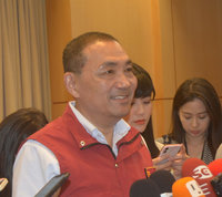 杜蘇芮逼近 新北防颱動員勸離海邊觀浪遊客