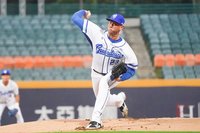 富邦悍將新洋投魏斯有身高優勢 適應力是重點