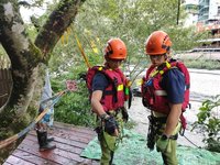 南投廬山溫泉區62人順利脫困 撤離任務告終