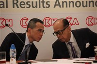 李嘉誠家族公司大幅削價售樓  一石激起千層浪