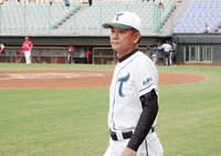 換來37歲王溢正遭質疑 洪總：希望帶領年輕球員