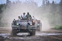 澎湖戰鬥營學子體驗射擊課程  了解國防重要性