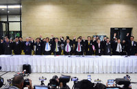 泰國國會總理選舉前夕 2親軍方政黨入為泰黨聯盟