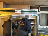 中市府稽查校園午餐 查獲逾期食材防腐劑超標開罰