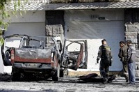 厄瓜多6監獄囚犯劫持57獄卒 首都遭汽車炸彈攻擊