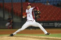 舒治浩初登板留好印象 曾總點出彈指曲球有特色