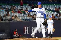 曾峻岳、富藍戈定位對調  丘昌榮解釋原因