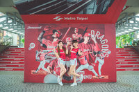 龍隊跨界合作 捷運芝山站成棒球主題車站