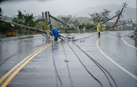 颱風致恆春電桿倒斷 屏鵝公路纜線地下化供電正常