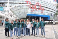 表達對民主台灣支持  林志潔快閃跳舞歡慶國慶