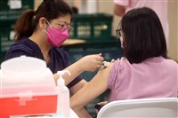 公費流感疫苗剩3萬劑 最快3月底用罄