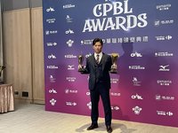 廖健富感謝自己努力 直言爭全壘打王最刺激