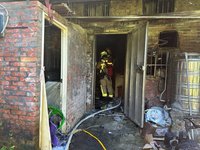 基隆東新街民宅火警  屋主受困救出昏迷燒傷送醫