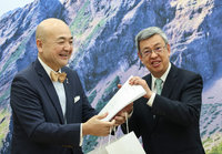 陳建仁見日本駐台代表  盼助台灣加入CPTPP