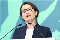 民進黨：蕭美琴從未放棄國籍  國民黨惡意扭曲應道歉