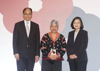 菲律賓兒童人權倡議者阿貝華  獲頒亞洲民主人權獎