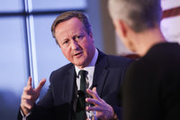 卡麥隆：中國不得以武力尋求「統一」台灣