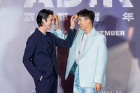 「富都青年」全台賣破4千萬 吳慷仁重現敲蛋畫面