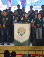 蔡英文：國會過半執政穩 我是有史以來最會還債總統