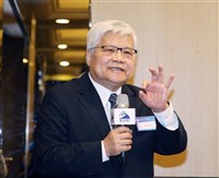 劉德音預告退休 黃崇仁：未來魏哲家扛大擔子很辛苦