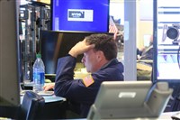 美股道瓊指數重挫475點 連9紅止步