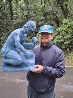 礦工子弟雕塑家林旺  盼捐作品給賴副總統