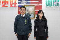 台南新任衛生局長李翠鳳宣誓就職 黃偉哲盼發揮專才