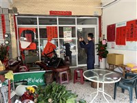 屏北立委鍾佳濱服務處遭破壞 警鎖定酒醉男查緝