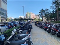 大型重機停機車格台中試辦 開放3處路外停車場