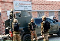 巴基斯坦選前再傳暴力 西北部警局遇襲釀10死6傷