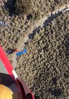 初一攀登嘉明湖路倒身亡步道上 52歲男遺體吊掛下山