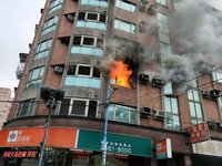 新北板橋民宅火警2人命危送醫  急救恢復心跳